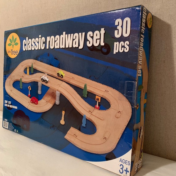Little Tree Wood Classic Roadway Set- 30 PCS Set. For ages 3+ - Picture 10 of 13